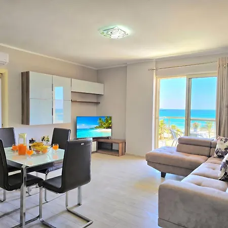 Sea Vista *